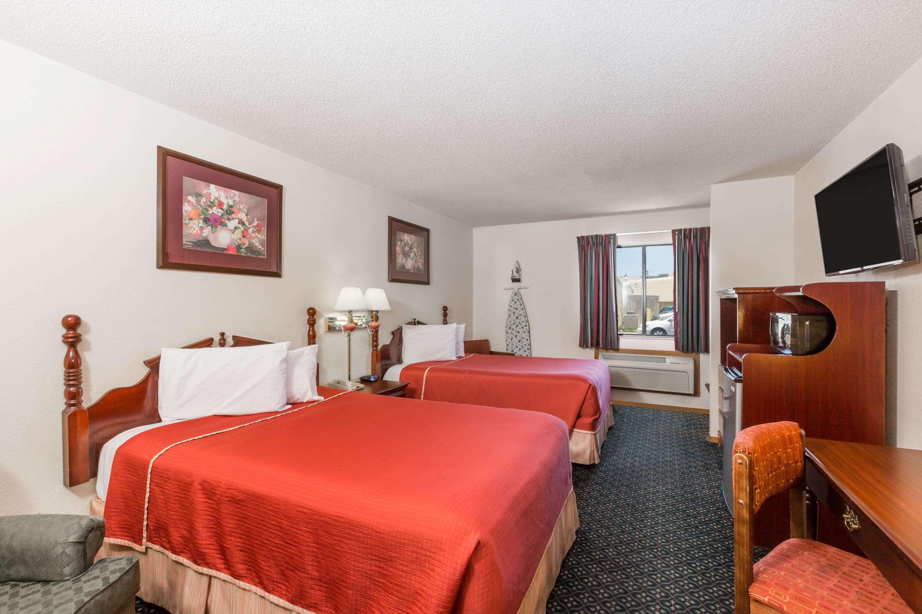 Howard Johnson By Wyndham Wichita Airport Εξωτερικό φωτογραφία