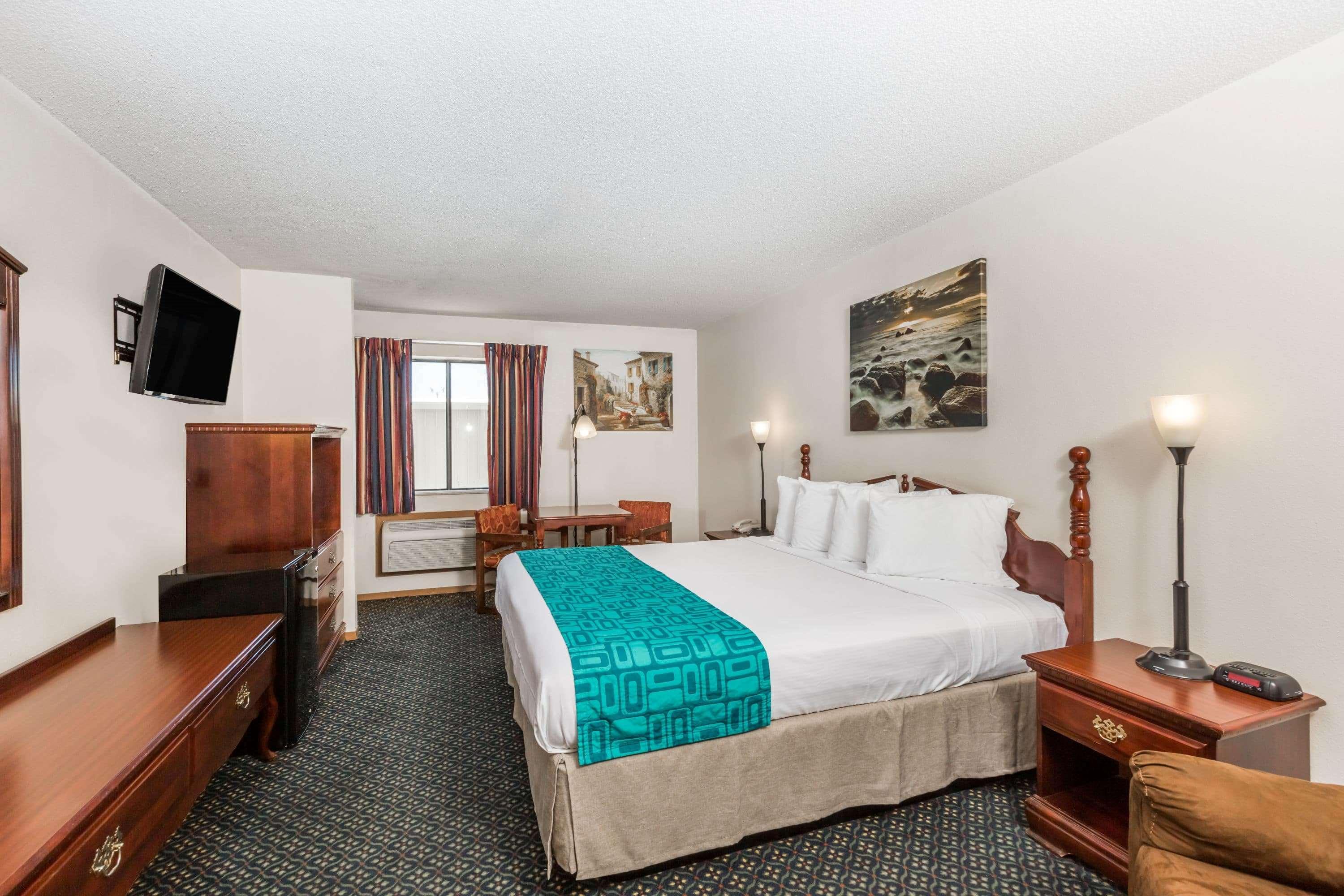 Howard Johnson By Wyndham Wichita Airport Εξωτερικό φωτογραφία
