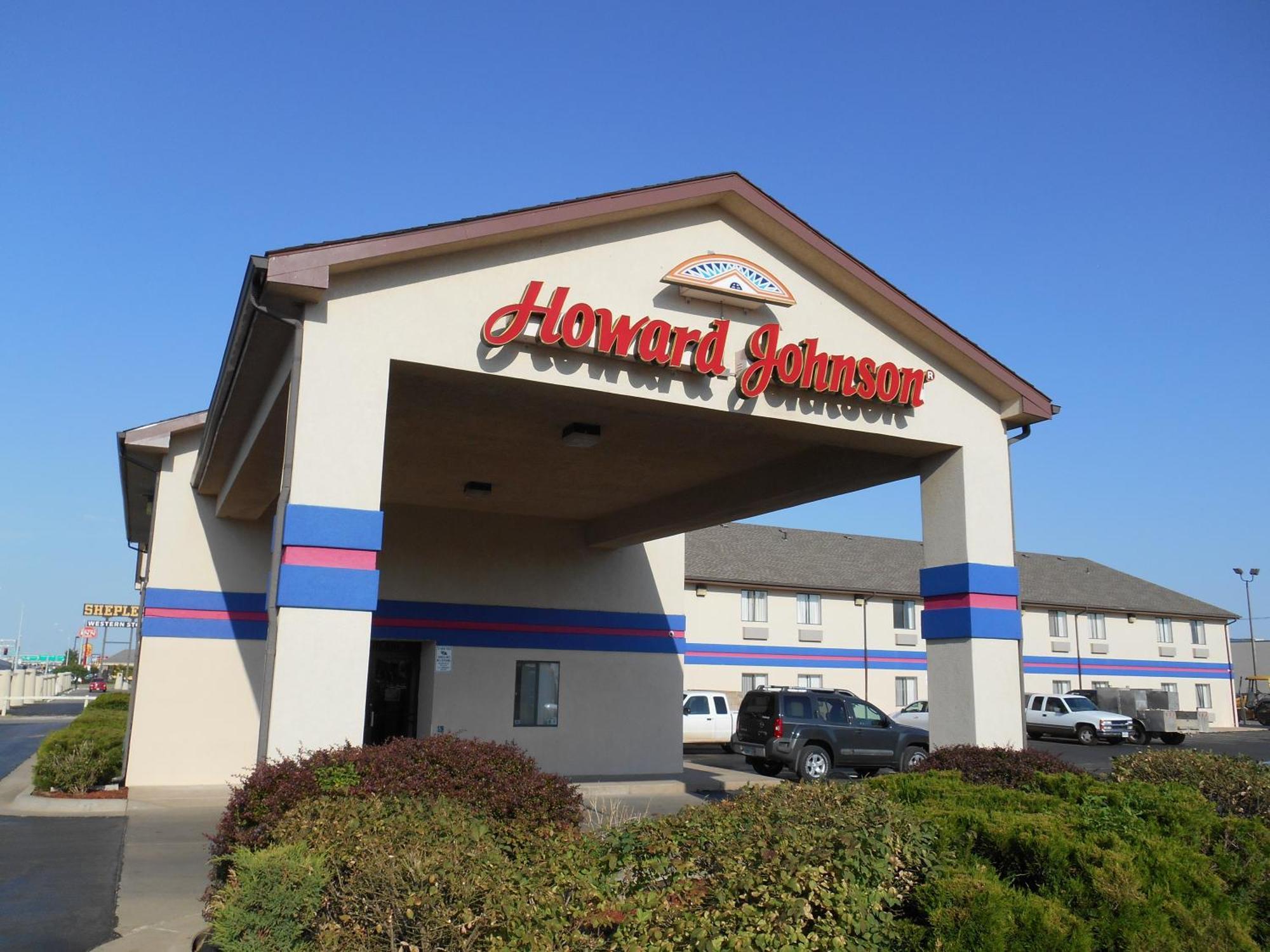 Howard Johnson By Wyndham Wichita Airport Εξωτερικό φωτογραφία