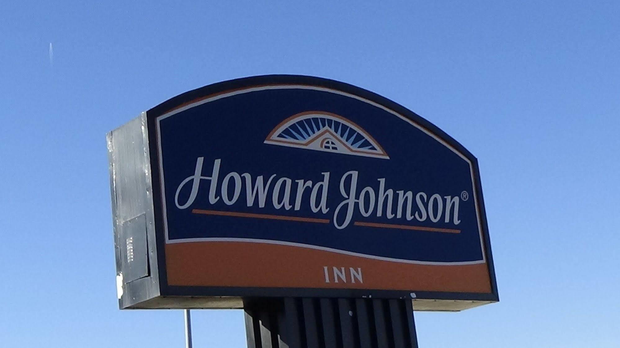 Howard Johnson By Wyndham Wichita Airport Εξωτερικό φωτογραφία