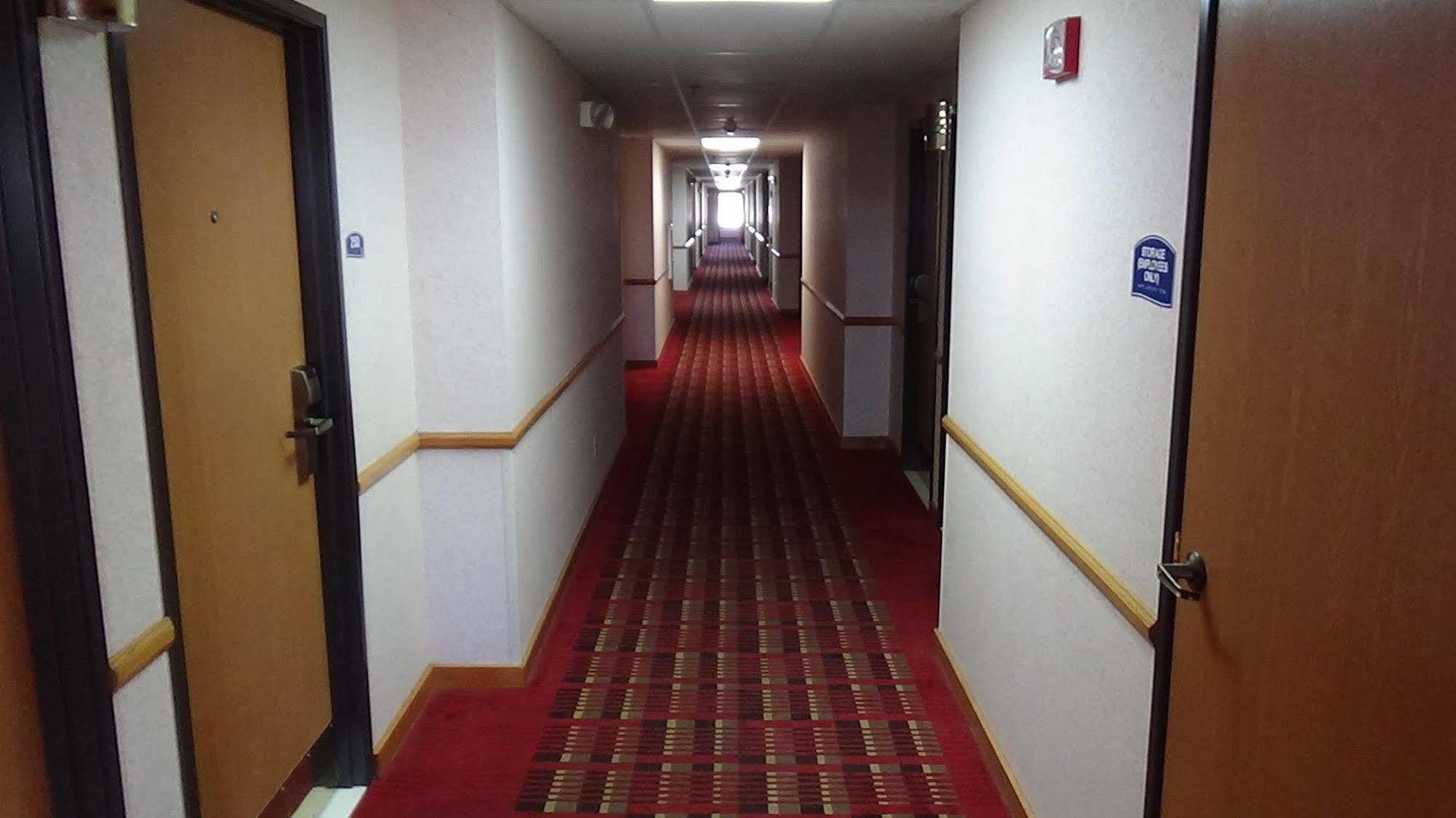Howard Johnson By Wyndham Wichita Airport Εξωτερικό φωτογραφία